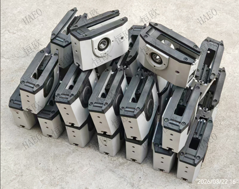 FTC40顶置滚轮链条机头机尾